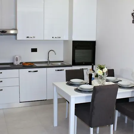 Ana Apartment