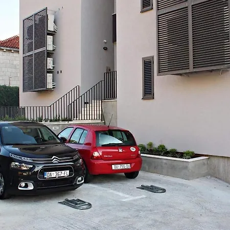 Ana Apartman